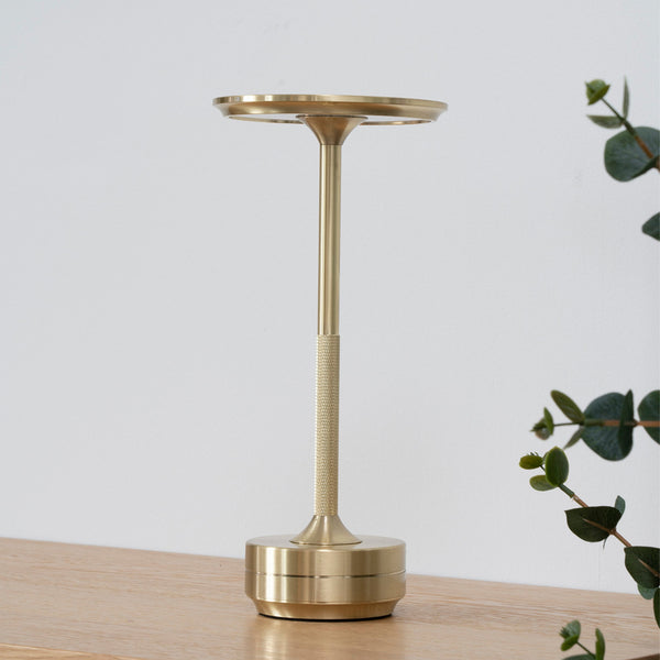 Lyneham Bordslampa